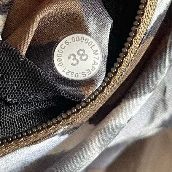 Lululemon Current State Board Short 9" Men’s 38 Botanical Multi Hawaiii NWOT - Picture 7 of 11